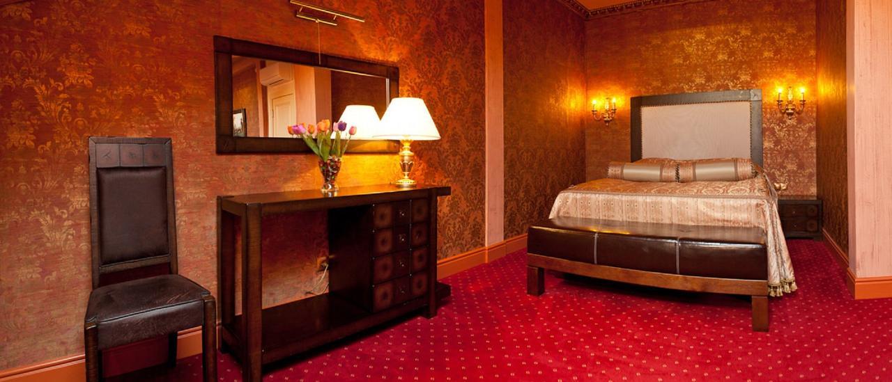 Hotel Staroyamskaya トルジョーク エクステリア 写真